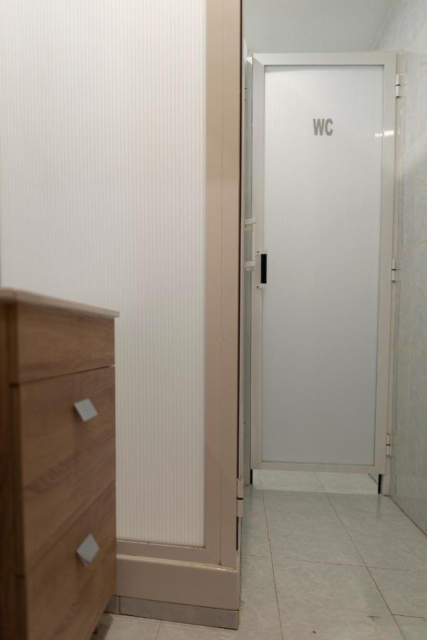 Hostal Santa Cruz サンティアゴ・デ・コンポステーラ エクステリア 写真
