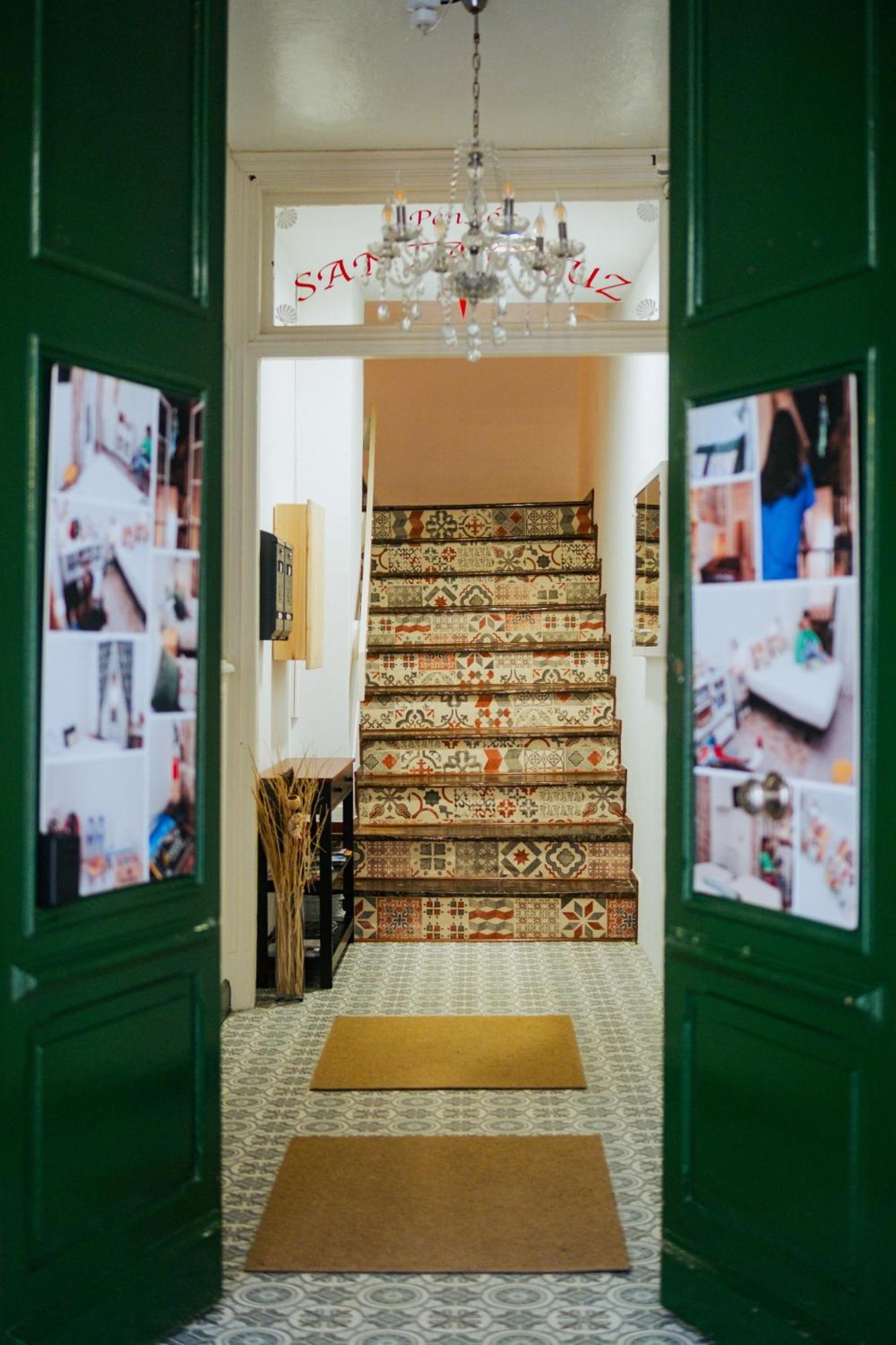 Hostal Santa Cruz サンティアゴ・デ・コンポステーラ エクステリア 写真